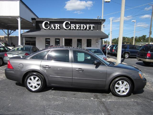 Photo of 2005 Ford Five Hundred