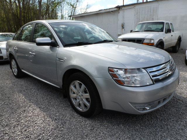 Photo of 2009 Ford Taurus