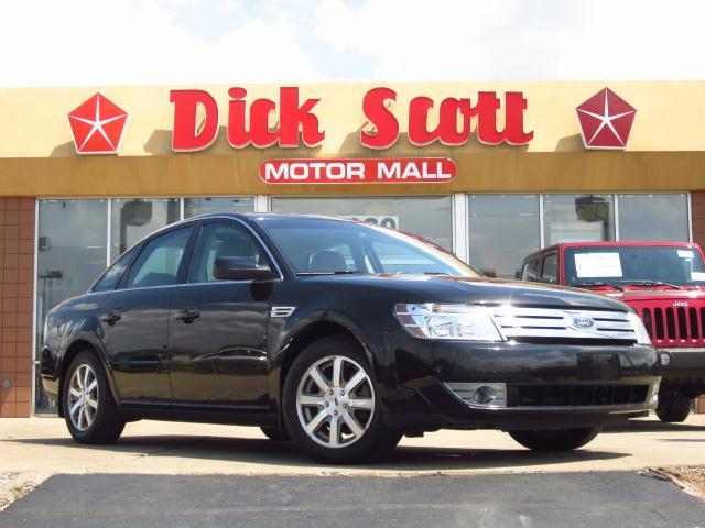 Photo of 2008 Ford Taurus