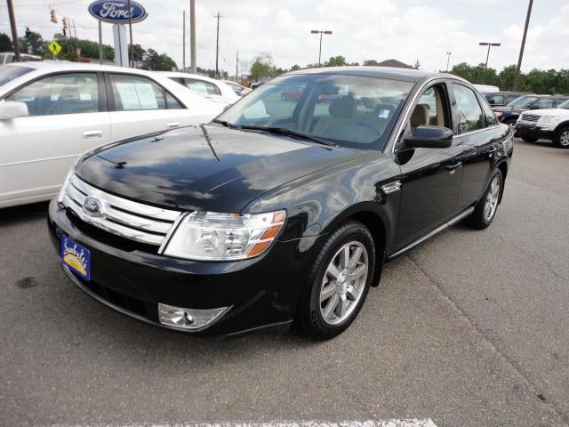Photo of 2009 Ford Taurus