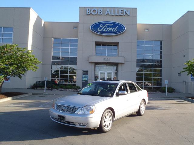 Photo of 2005 Ford Five Hundred