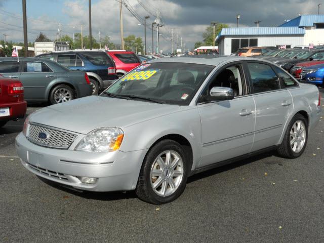 Photo of 2005 Ford Five Hundred