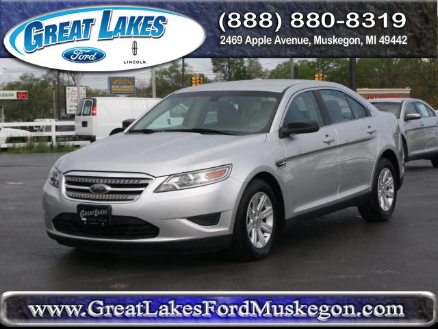 Photo of 2010 Ford Taurus