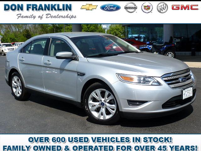 Photo of 2010 Ford Taurus