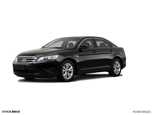 Photo of 2012 Ford Taurus