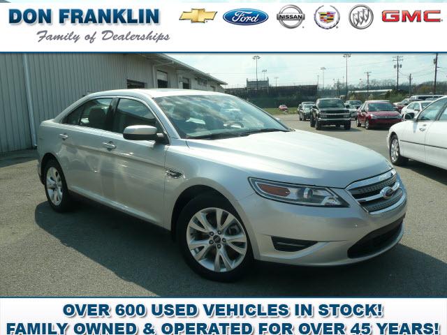Photo of 2010 Ford Taurus