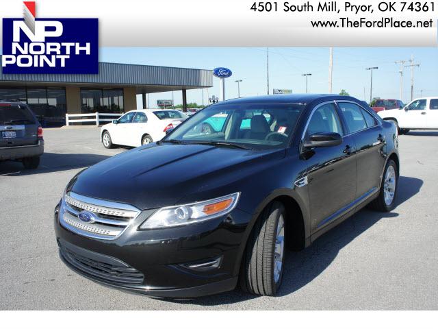 Photo of 2010 Ford Taurus