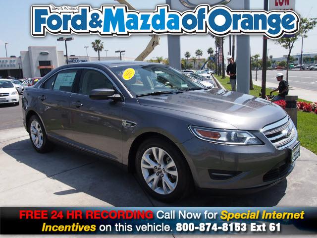 Photo of 2011 Ford Taurus