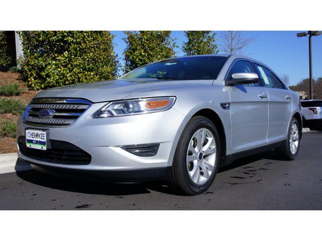 Photo of 2012 Ford Taurus