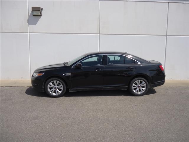 Photo of 2011 Ford Taurus