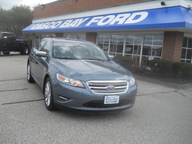Photo of 2010 Ford Taurus