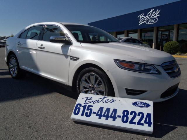 Photo of 2011 Ford Taurus