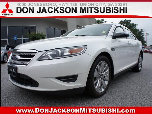 Photo of 2010 Ford Taurus
