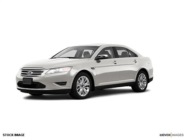 Photo of 2010 Ford Taurus