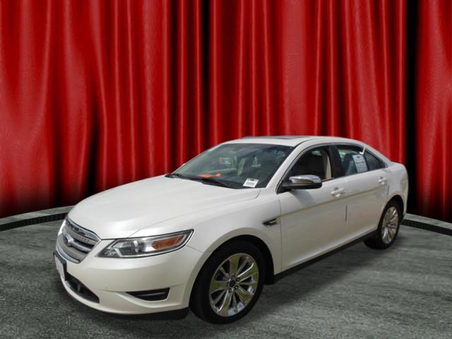 Photo of 2011 Ford Taurus