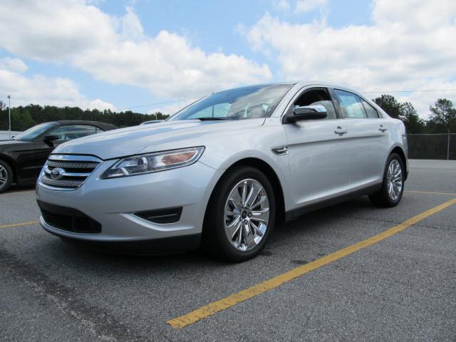 Photo of 2012 Ford Taurus