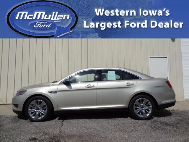 Photo of 2011 Ford Taurus