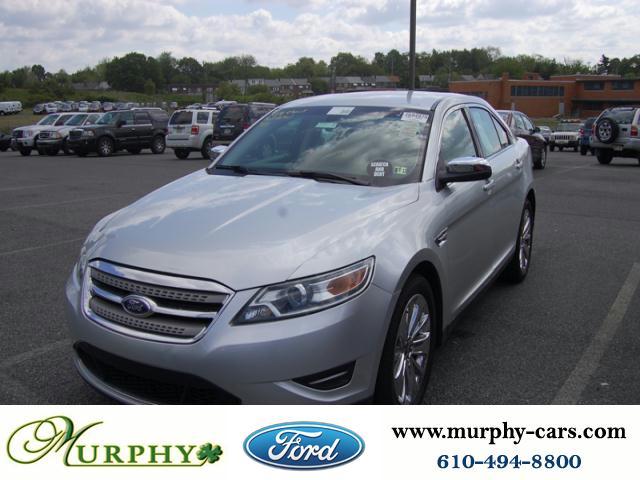 Photo of 2011 Ford Taurus