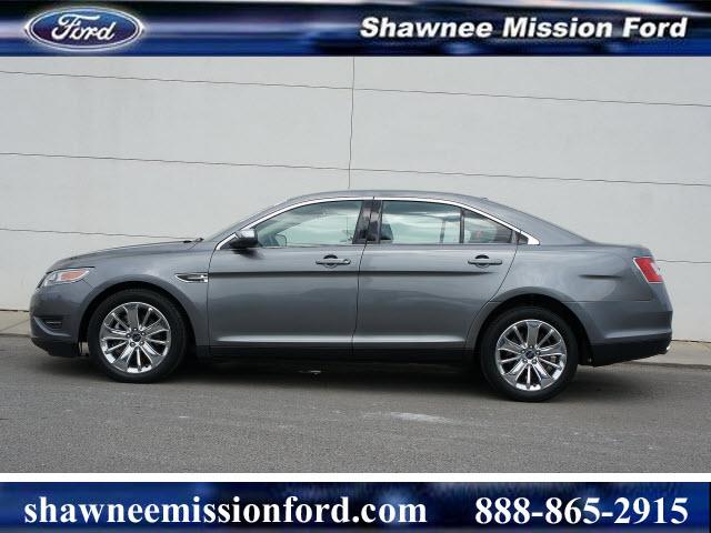 Photo of 2011 Ford Taurus