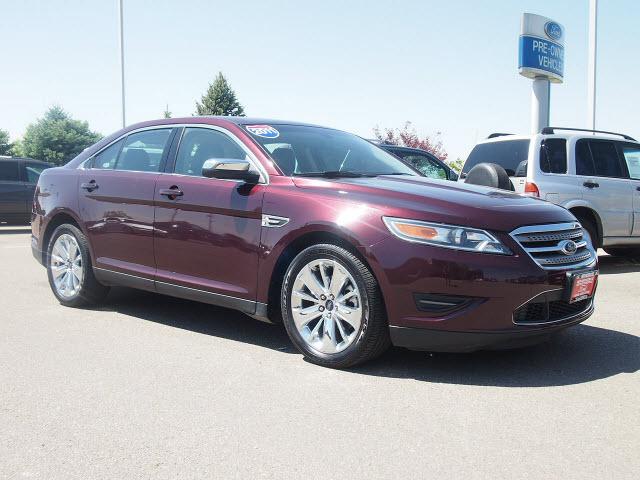 Photo of 2011 Ford Taurus