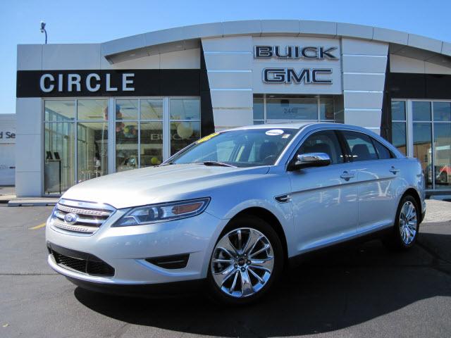 Photo of 2012 Ford Taurus