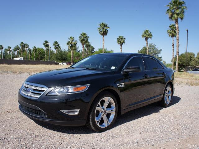 Photo of 2011 Ford Taurus