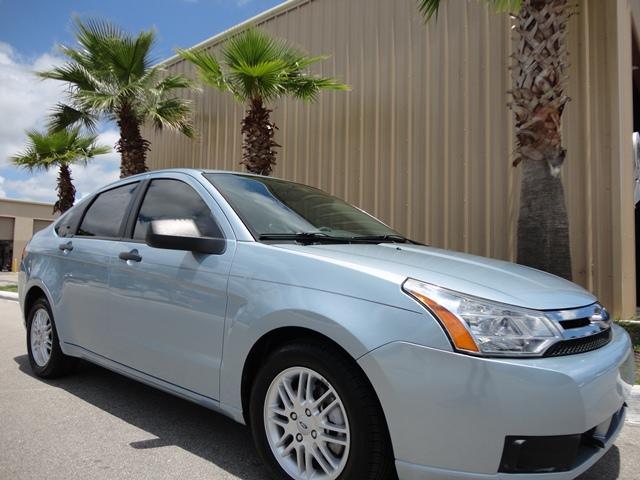 Photo of 2009 Ford Focus