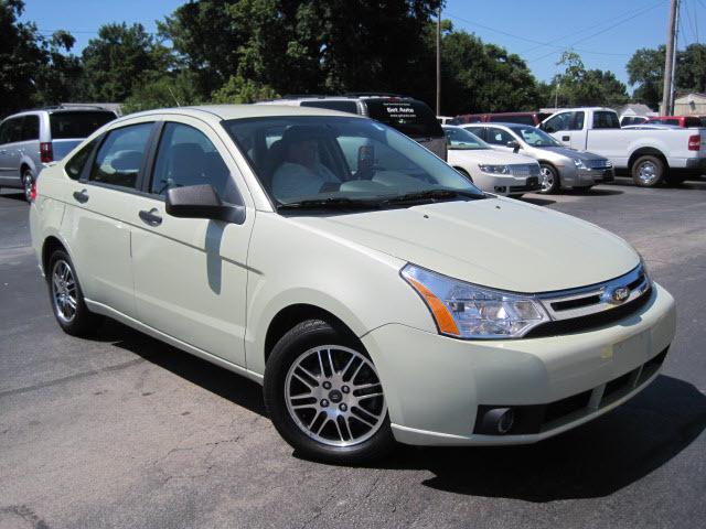 Photo of 2010 Ford Focus