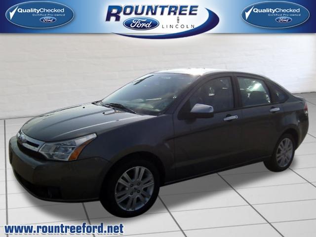Photo of 2010 Ford Focus