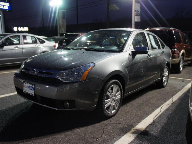 Photo of 2011 Ford Focus