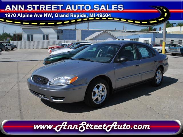 Photo of 2006 Ford Taurus