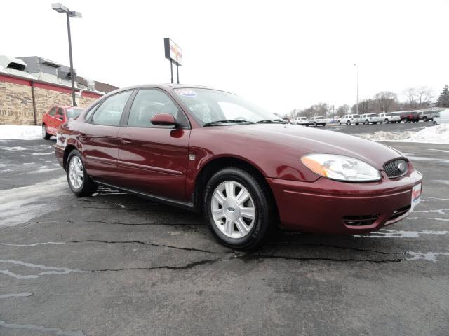 Photo of 2005 Ford Taurus