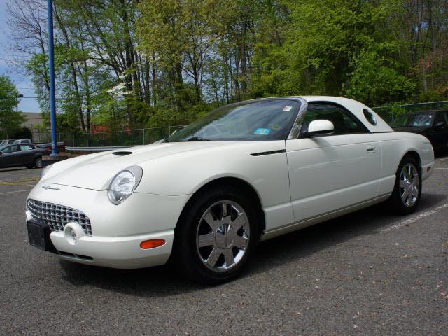 Photo of 2002 Ford Thunderbird