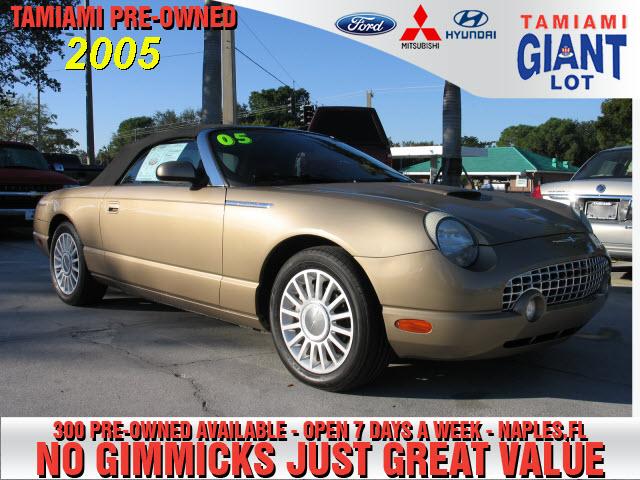Photo of 2005 Ford Thunderbird