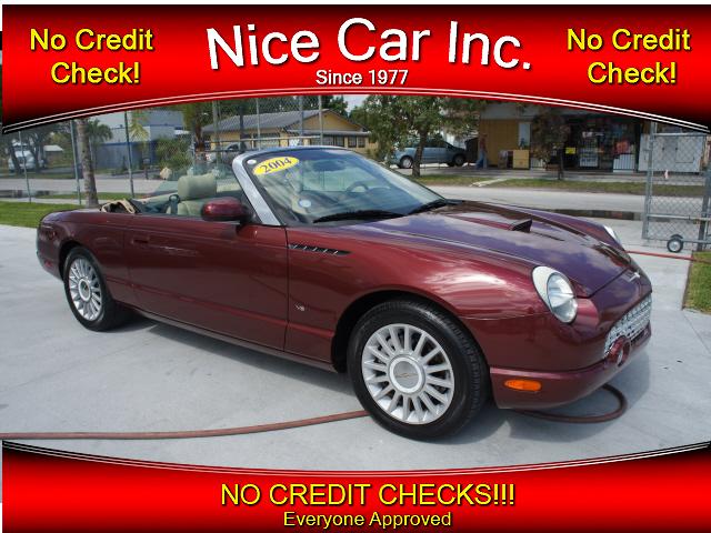 Photo of 2004 Ford Thunderbird