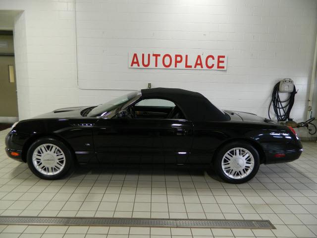 Photo of 2003 Ford Thunderbird