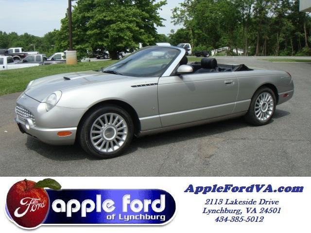 Photo of 2004 Ford Thunderbird