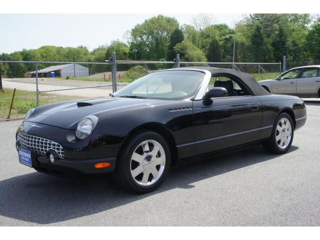 Photo of 2002 Ford Thunderbird