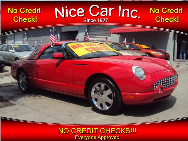 Photo of 2002 Ford Thunderbird