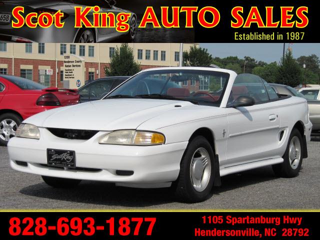 Photo of 1995 Ford Mustang