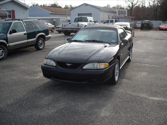 Photo of 1996 Ford Mustang