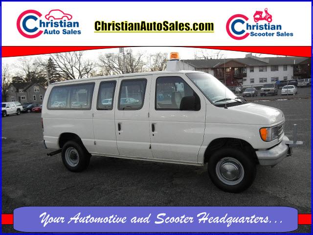 Photo of 1994 Ford E-350