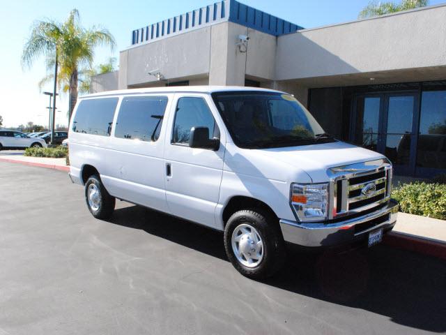 Photo of 2010 Ford Econoline Wagon