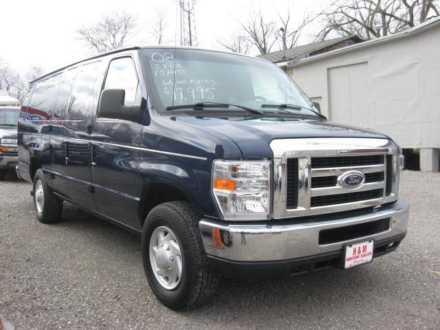 Photo of 2008 Ford Econoline Wagon
