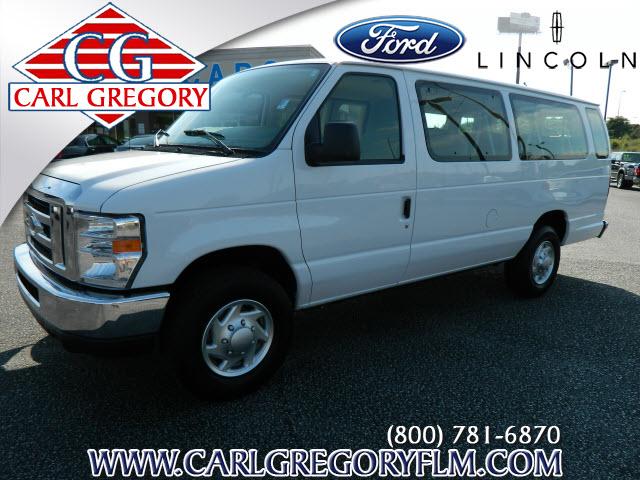 Photo of 2011 Ford E-350