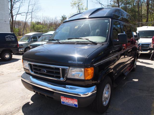 Photo of 2007 Ford E-250