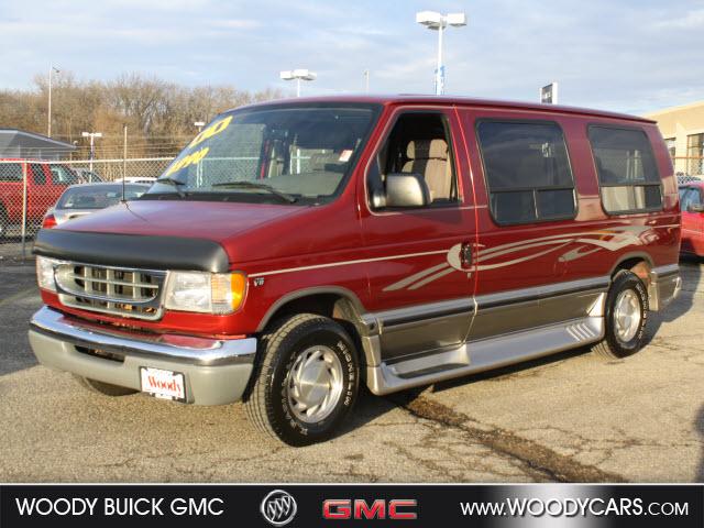 Photo of 2000 Ford E150