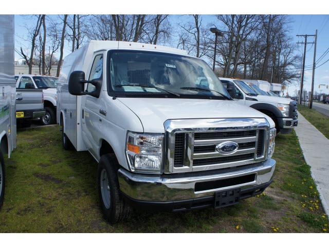 Photo of 2012 Ford E-350