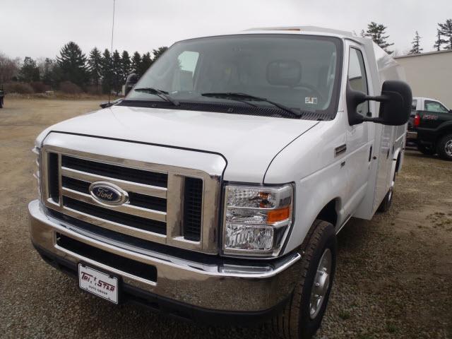 Photo of 2011 Ford E-350
