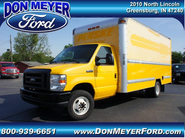 Photo of 2008 Ford E-350